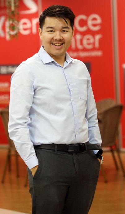 (今日下边稿)大都会/小心白内障青光眼讲座预告/配3图