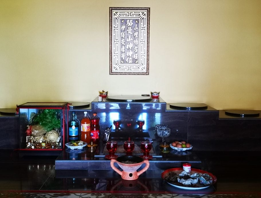 (古城封底主文)《庙堂之旅》马木武吉俄礼北圣宫 张公圣君大显威灵 救世万民