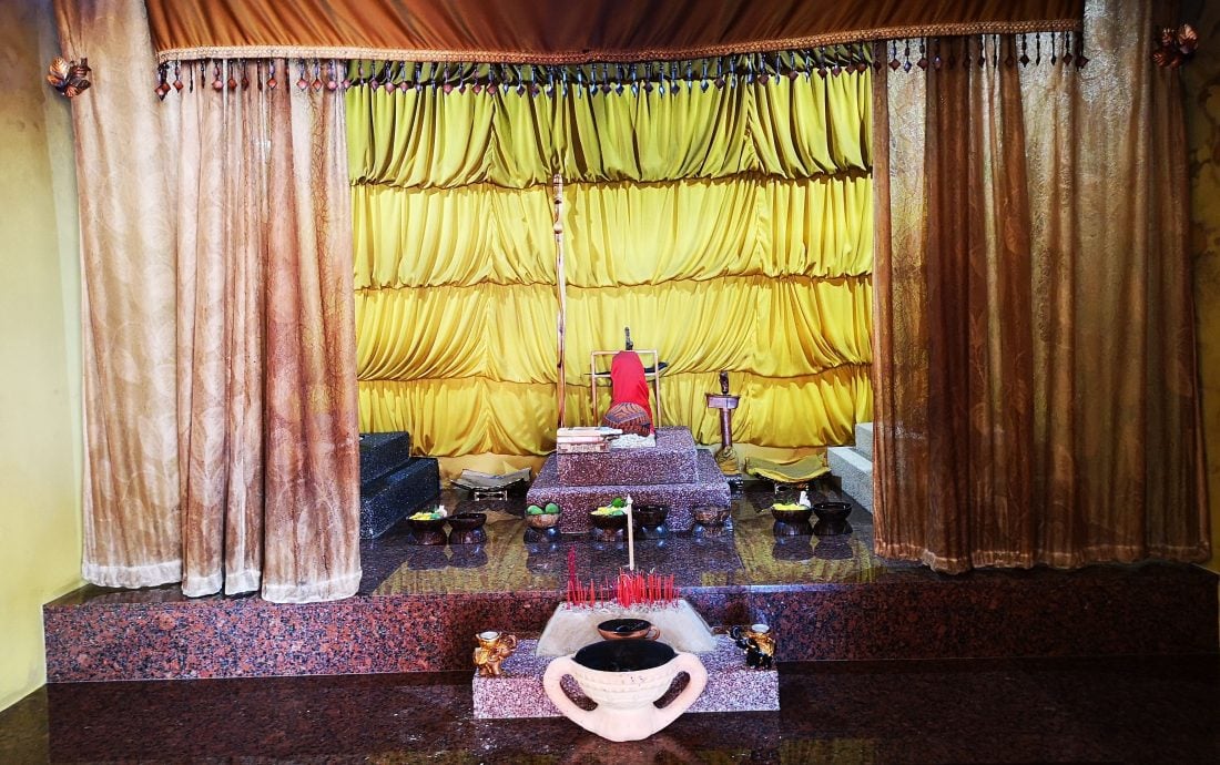 (古城封底主文)《庙堂之旅》马木武吉俄礼北圣宫 张公圣君大显威灵 救世万民