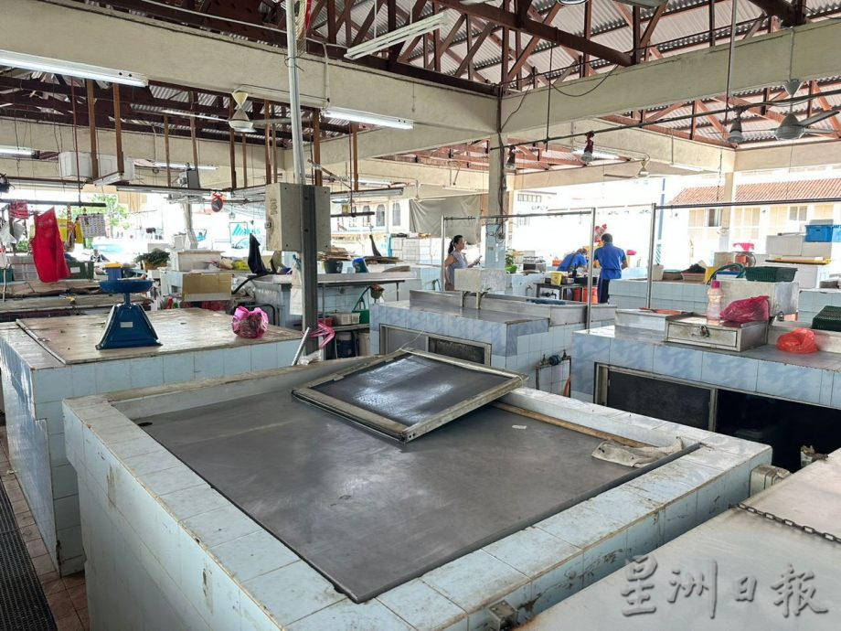 (古城封面主文)哥打拉沙马那巴刹年久失修 房地部拨50万提升