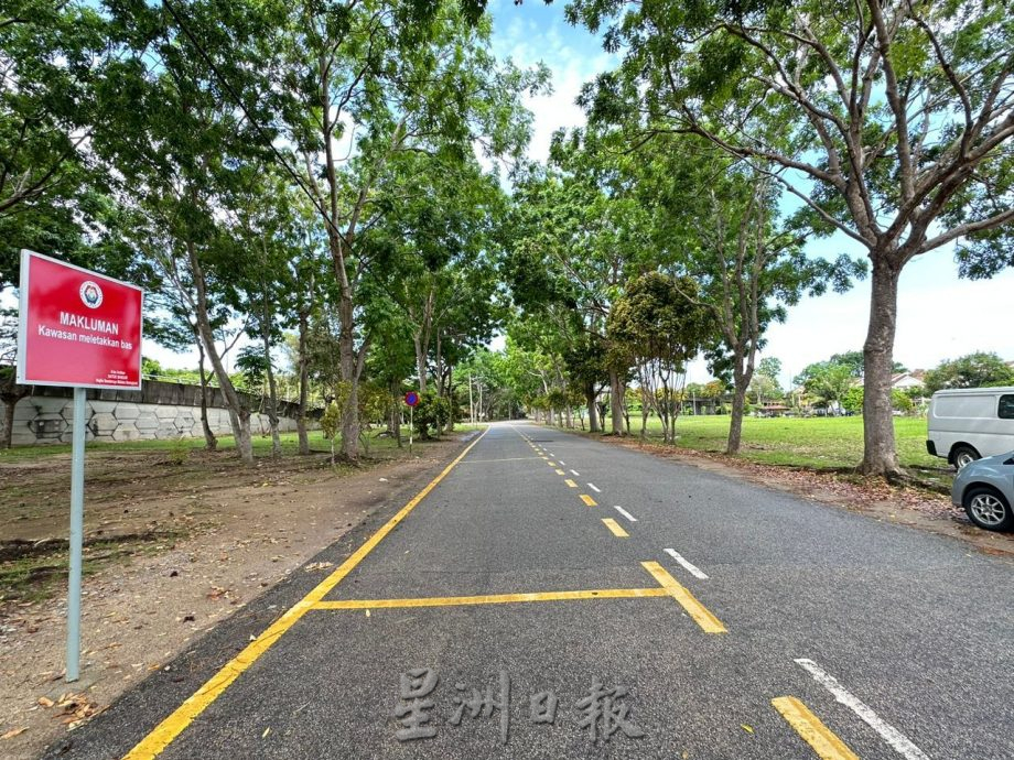 （古城封面主文）改道后老街车流量高 商民忧老街建筑受影响