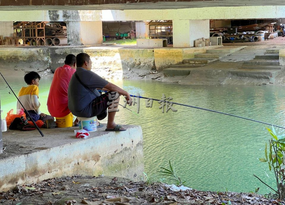 （古城封面副文）河水又现清澈翠绿·吉双河再翻红