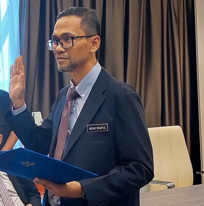 (古城封面副文)阿都拉勿夫:确保惠民计划顺利展开