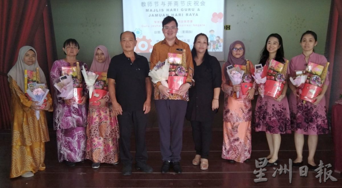 (古城第三版主文)杨子钦:科技提高学生的课堂参与度