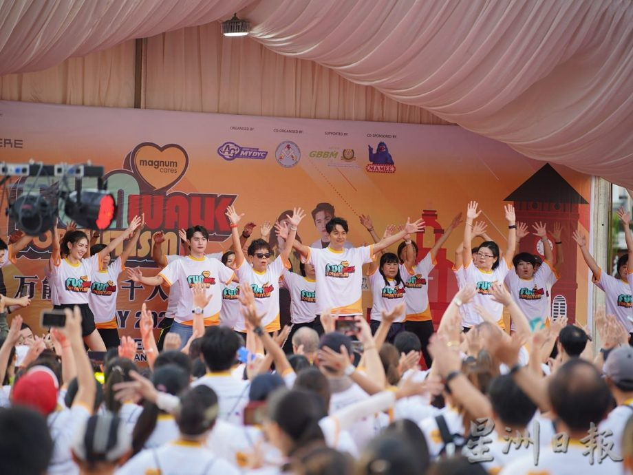 (古城第三版主文)萧正楠参与古城义行