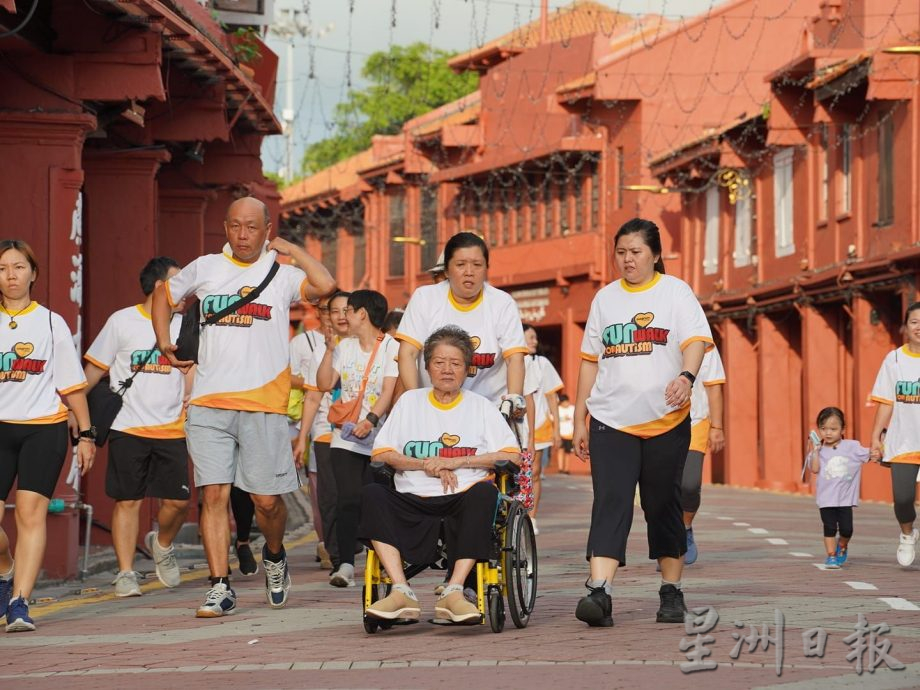 (古城第三版主文)萧正楠参与古城义行