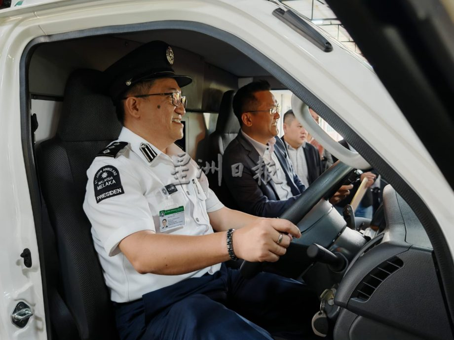 (古城第五版主文)玛琳联队39届队庆,办羽球赛推广有益身心活动及捐血运动筹获76包血浆