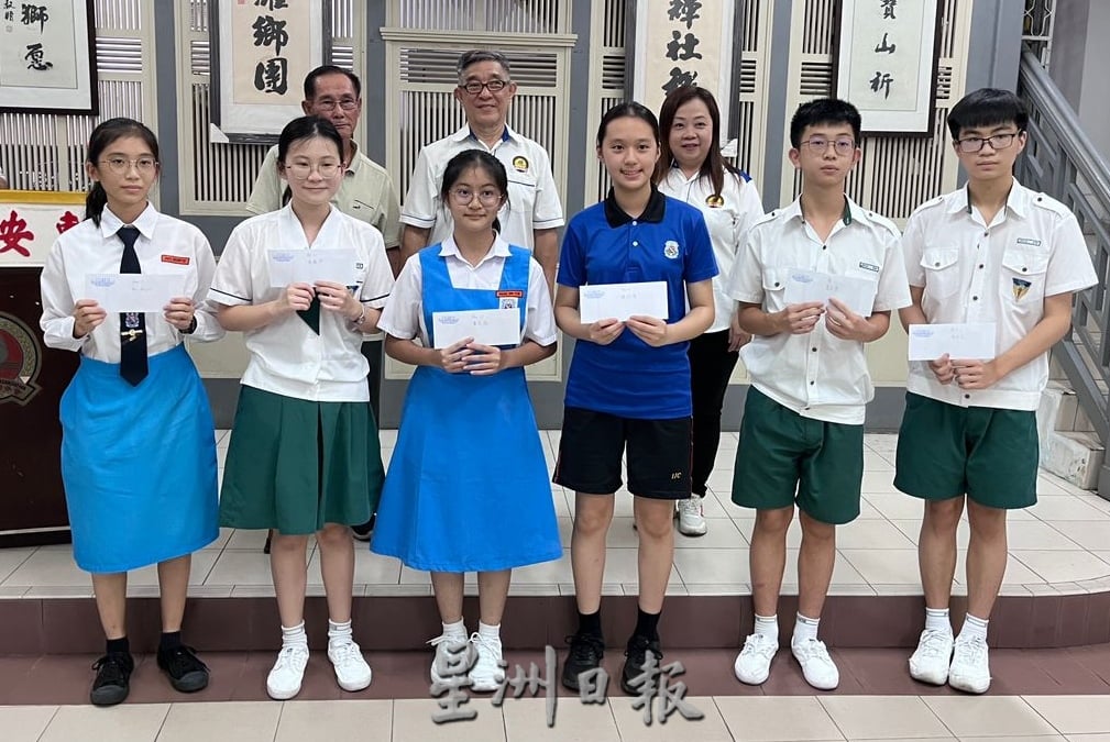 (古城第六版主文)甲惠安公会修改章程允惠安女士加入,入会年龄资格提高至18岁