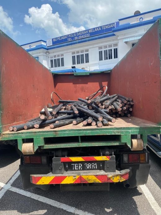 (古城第六版主文)警方逮捕17名偷电缆青年男女