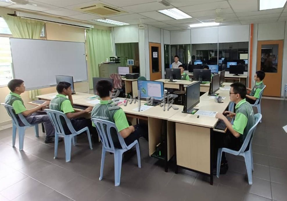 （古城第四版主文）蒙福学院525举行慈善晚宴