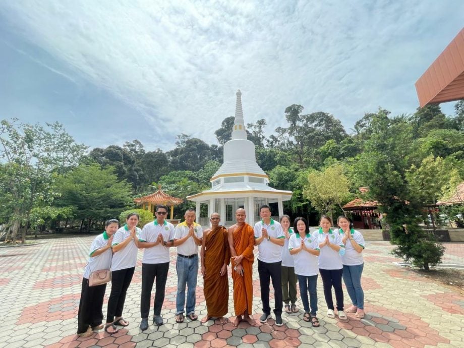 (大北马)威省禅修寺7月办佛陀舍利子安奉入塔及封顶庆典