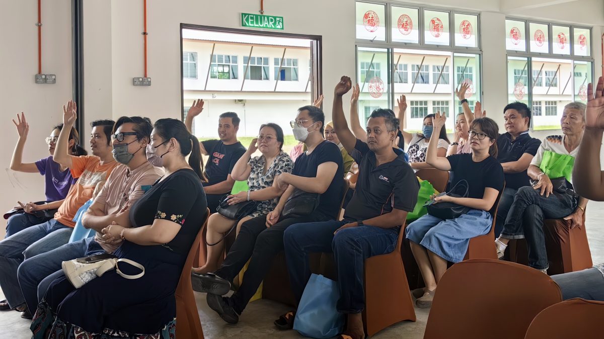 (大北马)担任家协主席、财政20年,终于卸下重任!