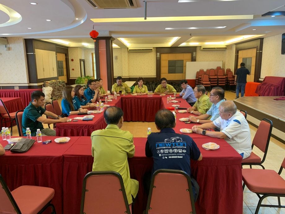 (大北马)自媒崛起社会乱象多 锺来福:传媒应少报花边新闻,多关注国际新闻事实内容