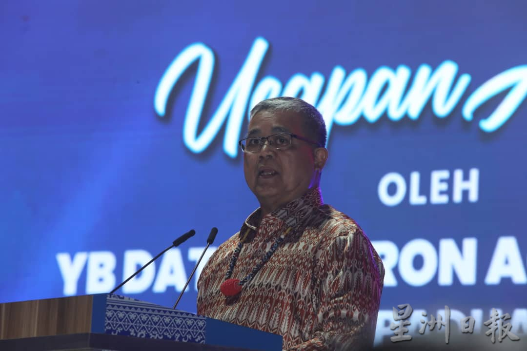 团结部长：国内逾300睦邻计划 推行社区经济活动