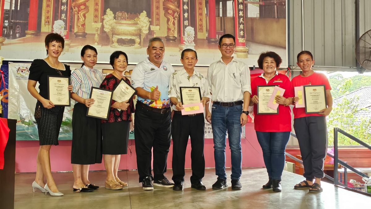 (已签发)柔:**可版头或显刊**陈泓宾:推动社区活化,打造麻坡为宜居城市