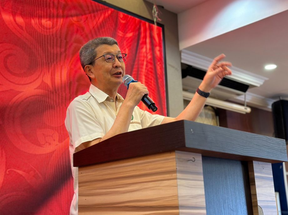 (已签发)柔:大马福联会一行人抵柔 与25属会交流