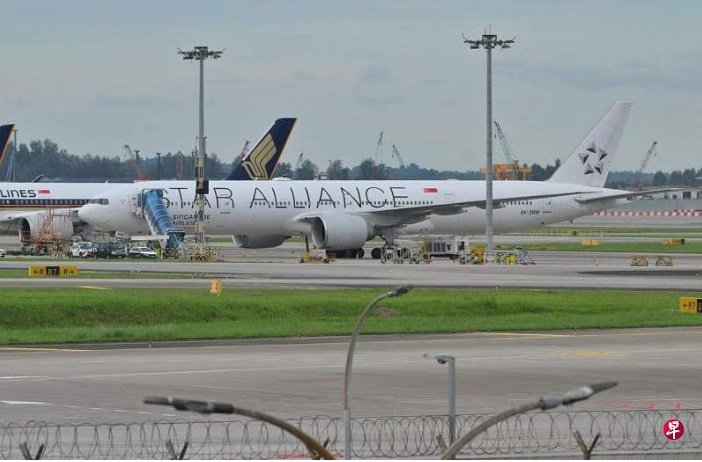 (已签发)柔:狮城二三事:新航SQ321航班事故 狮城总理致电泰首相感谢泰国帮助