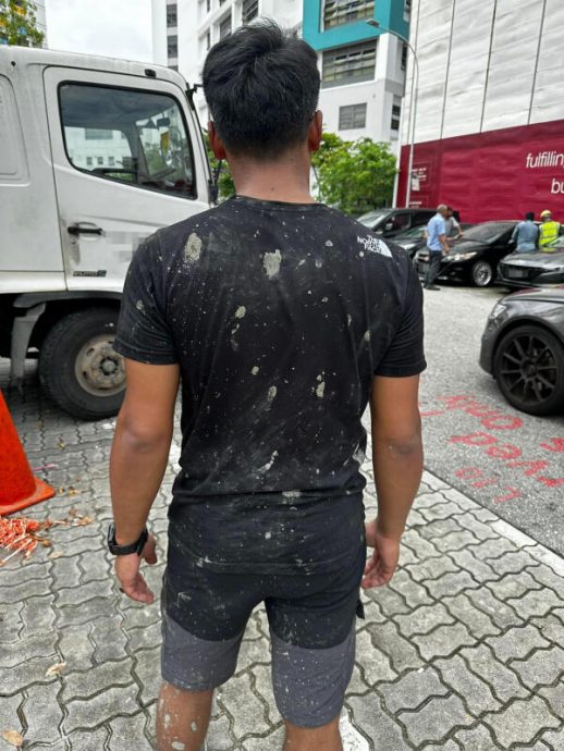 （已签发）柔：狮城二三事：水泥石块从天降　砸中1人3车