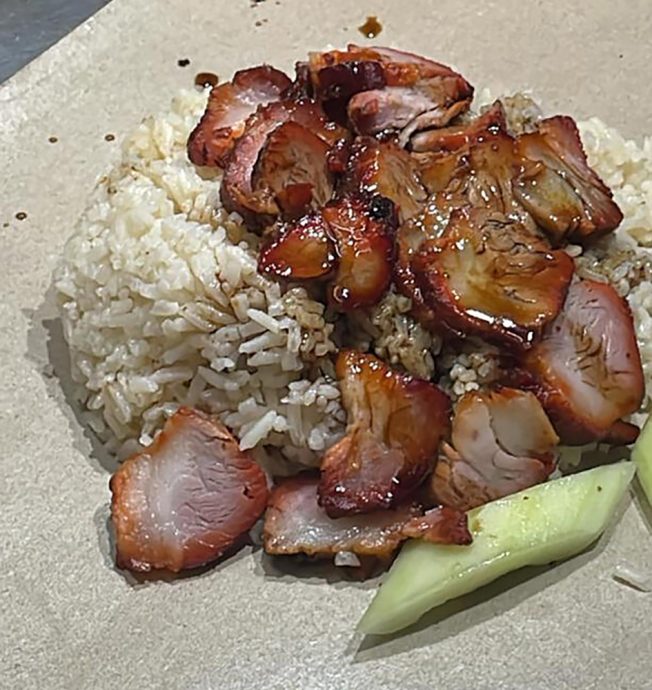 (已签发)柔:狮城二三事:狮城小贩熟食价 较去年涨逾6%