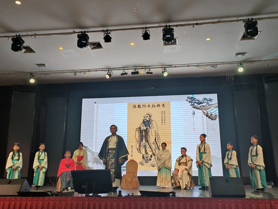 （已签发）柔：王培荣：銮中改实行5天制 感谢教职员付出心力做改变