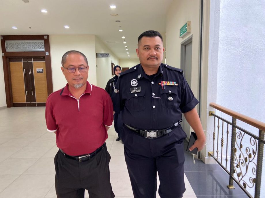 (已签发)柔:被控连续两天肢体性侵女学生,班主任否认有罪保外候审