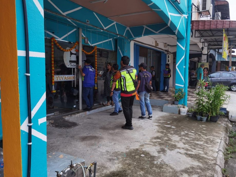 (版2头)大都会/市政厅接连检查食肆和食品安全,违例皆对付不妥协!