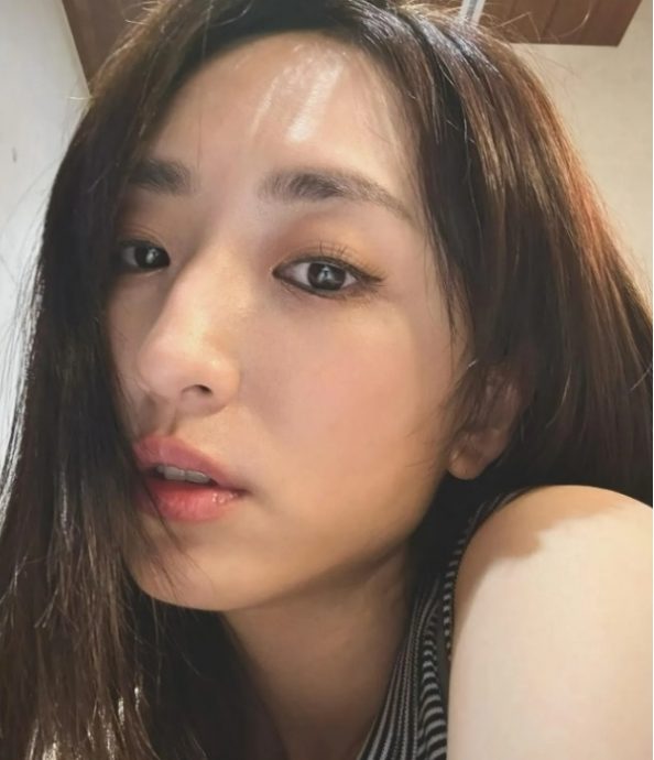 Energy狂签11小时到凌晨3点 柯佳嬿上网寻夫