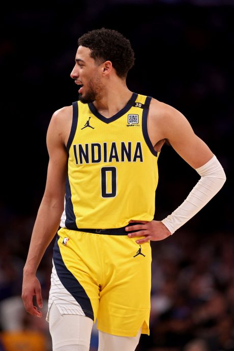 NBA东西部决赛| 绿衫军受看好骑“马”闯关 木狼 独行侠火星撞地球