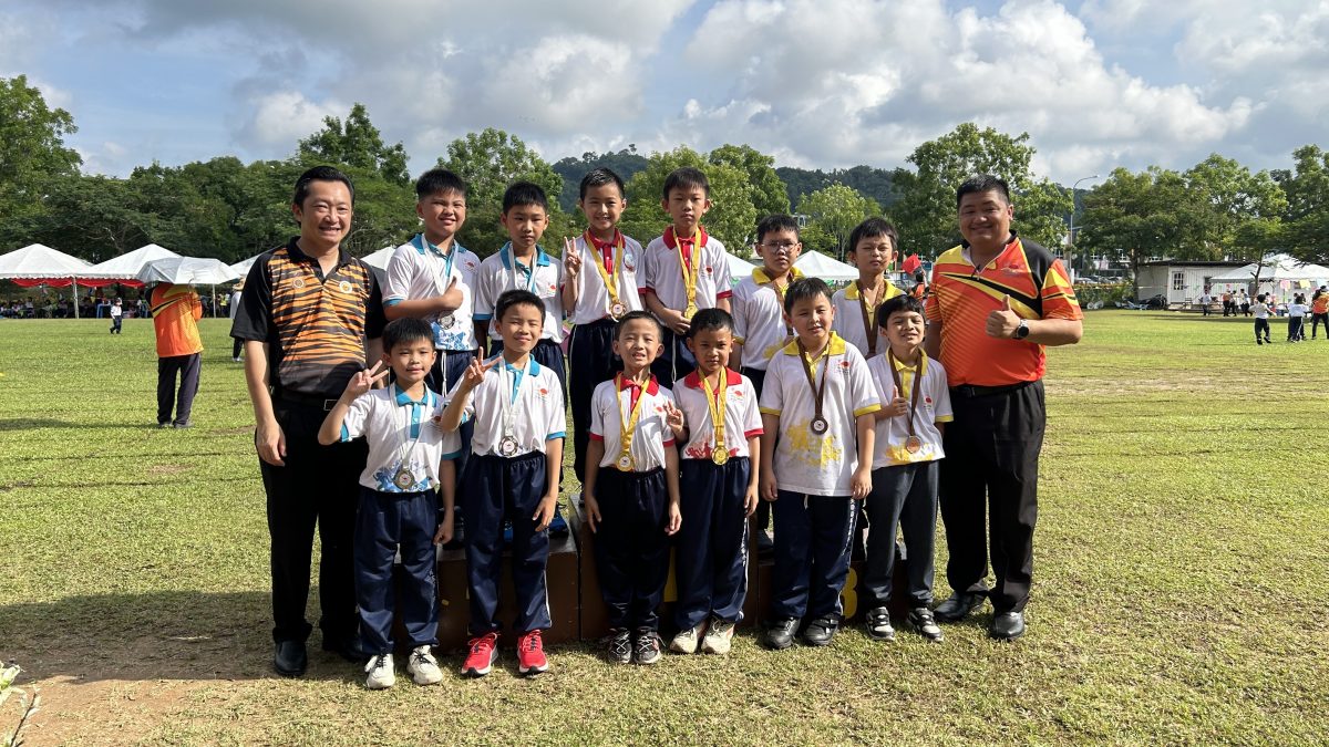 NS5双主文一/谢琪清拨逾6万 助东华小学提升硬体设备