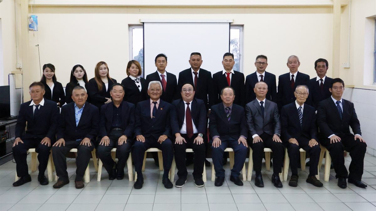 NS庇朥/ 瓜拉庇朥永春公所三机构理事宣誓就职,颜瑞文任主席。