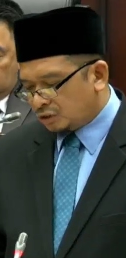 NS芙蓉/领薪当天M40,隔天瞬变B40;森议员也想涨薪