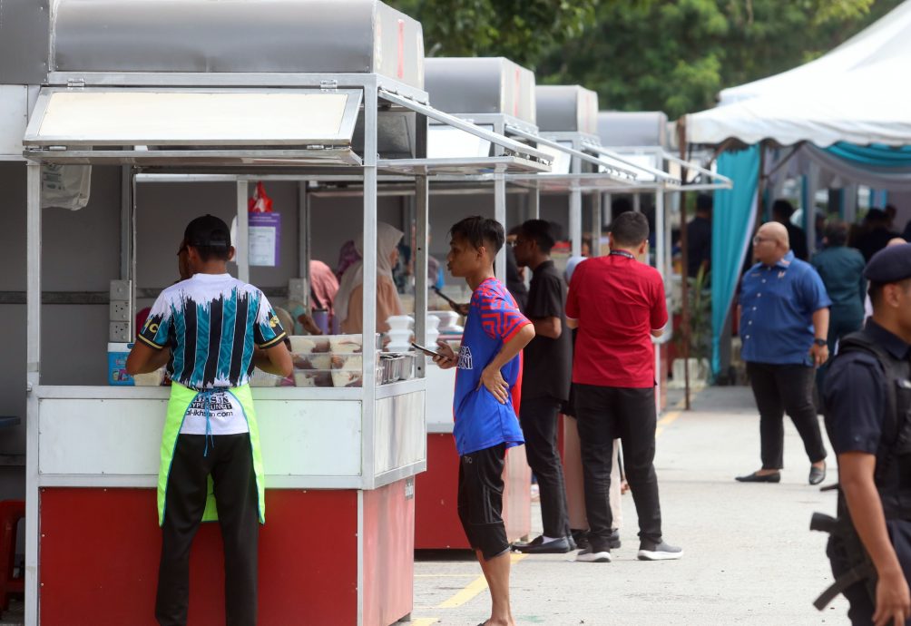 NS芙蓉/设187 MyKiosk摊位 森大臣吁小贩遵守条规