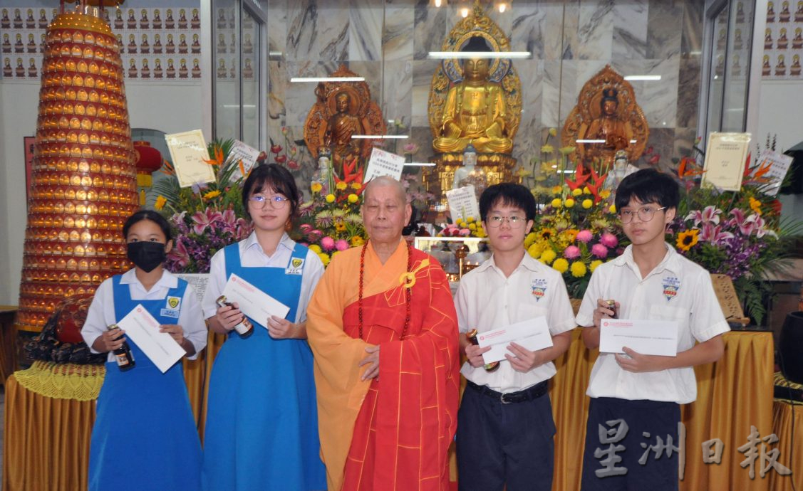 NS芙蓉:周世扬:社会和谐相处必须不时加强