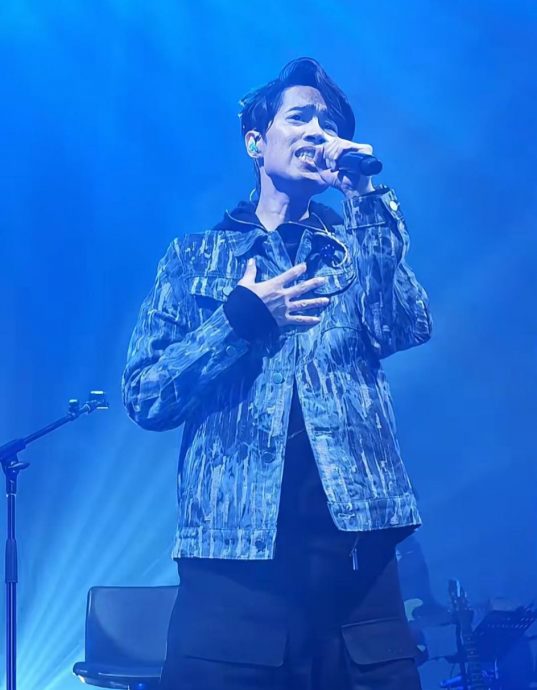 Tank口误吉隆坡变新加坡 被全场歌迷起哄