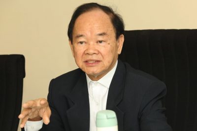 12/6见报∕闯关成功，友族生念独中