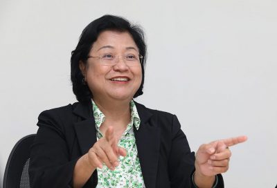 12/6见报∕闯关成功，友族生念独中