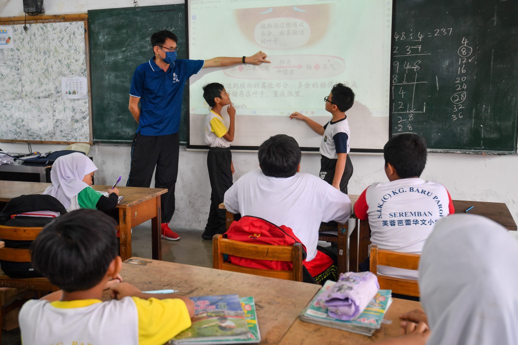 14/6 华小纪实/新闻专题∕最后一篇∕语言适应不是问题,华小推行清真食堂
