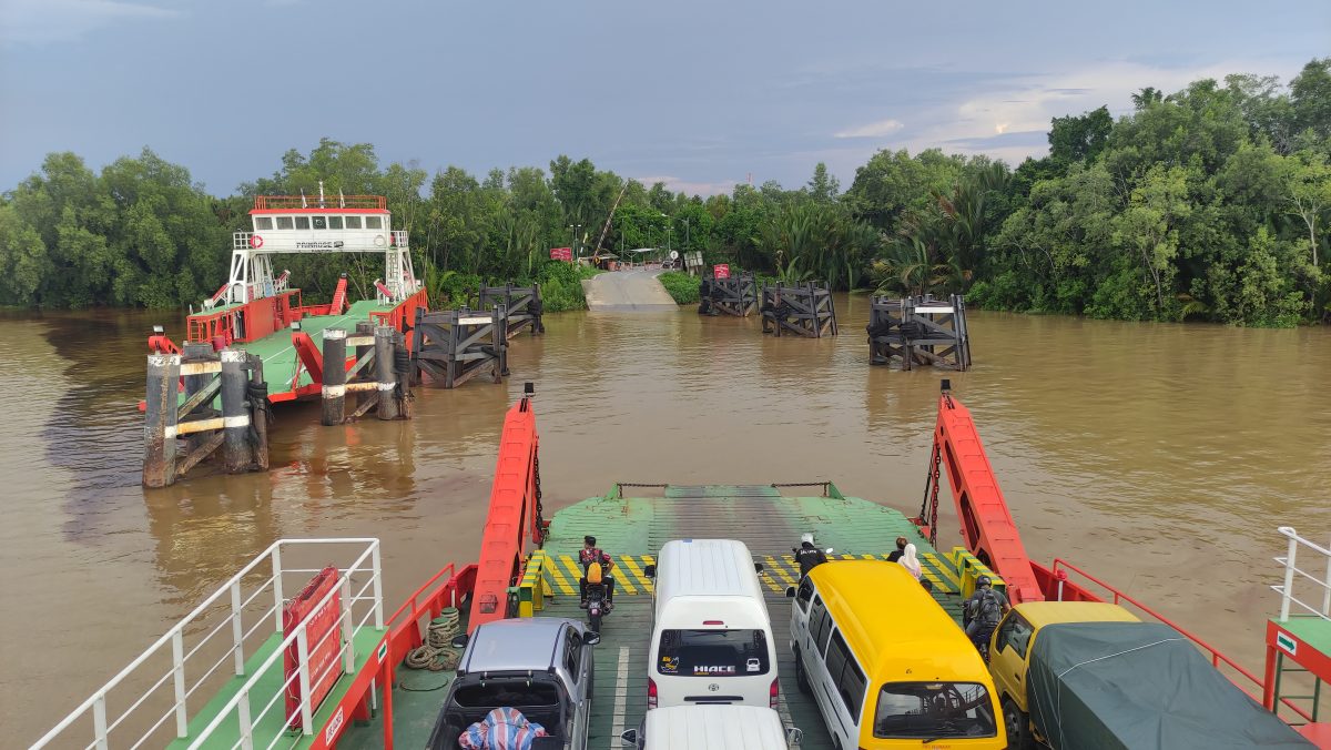 15/6 交大北马/“发现砂拉越”:去一个只能乘船探索的国家公园─马鲁丹国家公园