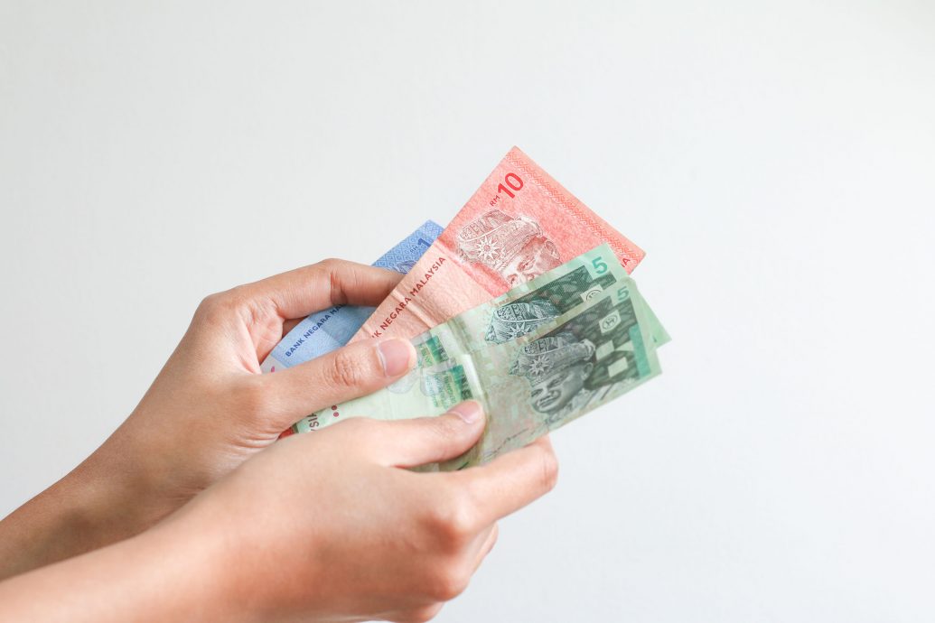 18/6 城人小说——偿还／黄晓玲／