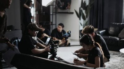 【戏说戏剧/03】拍摄竖屏剧,一场速度与妥协的竞赛