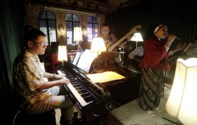 【爵色之歌/01】爵士乐大师郑泽相:玩爵士,即兴最乐