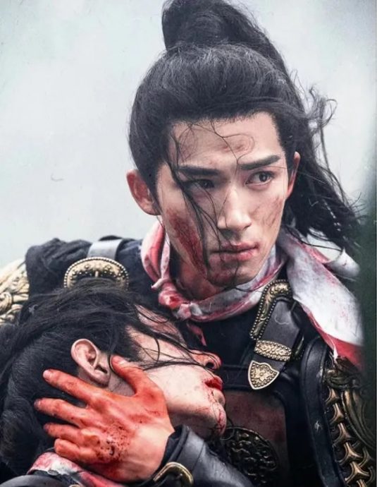 上载《墨雨》未公开战损镜头 王星越疑拆CP引不满