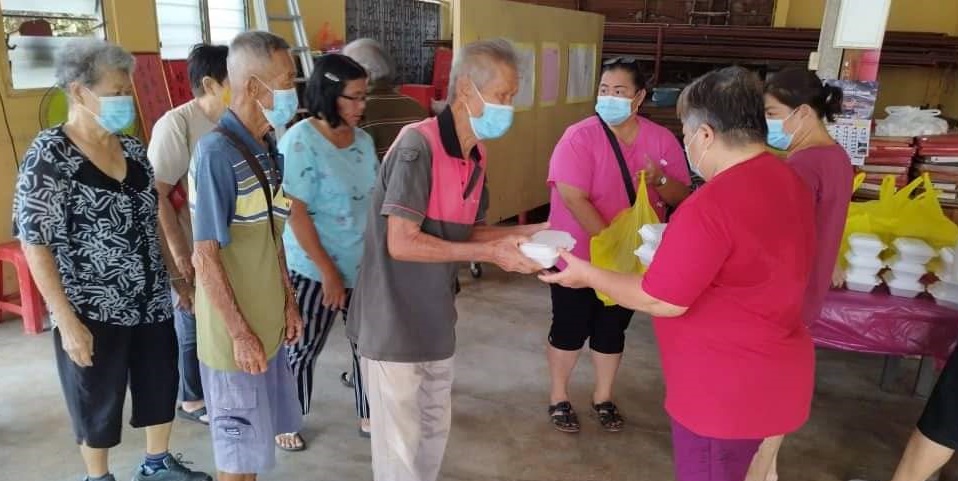 东封面:物价高涨小会馆也开源节流