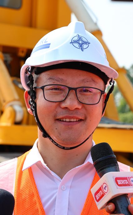 东铁第二阶段铺轨完成,今年料完成300公里铁轨线路。