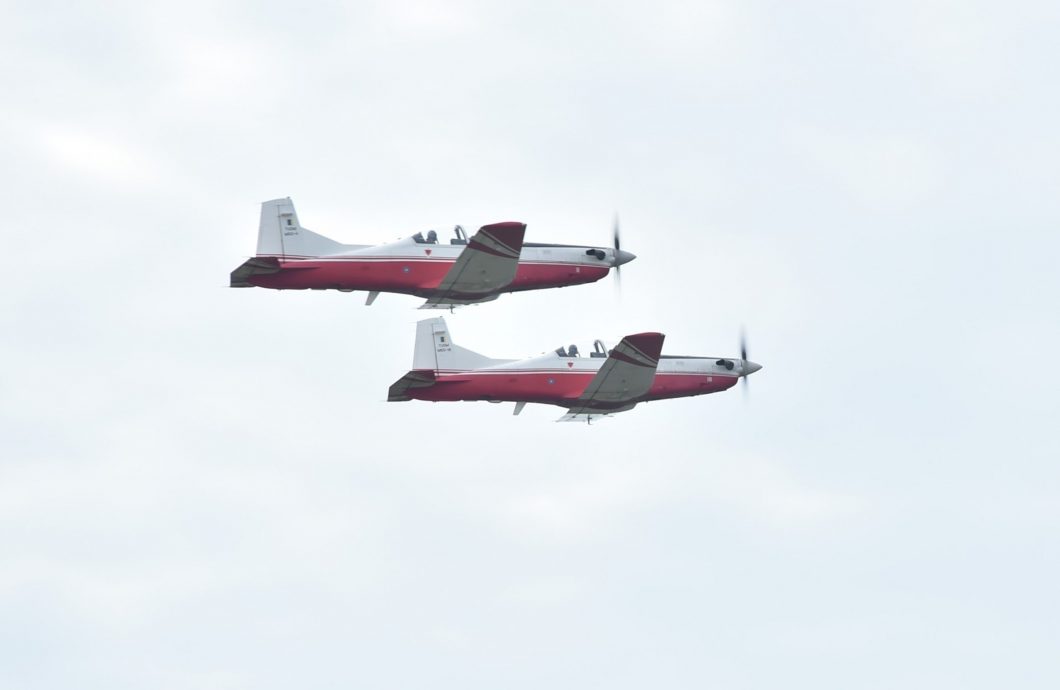 东:关丹空军基地本星期日办开放日活动,欢迎民众到来参观。