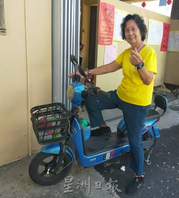 东:文冬掀起骑电动脚车