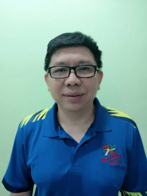 东:旅游业者不认同,将浮罗交怡打造成穆斯林首选旅游胜地的建议,认为此举过于局限在某一个范围,将使到旅游业不进反退,甚至东海岸的岛屿也并未有如此的建议。