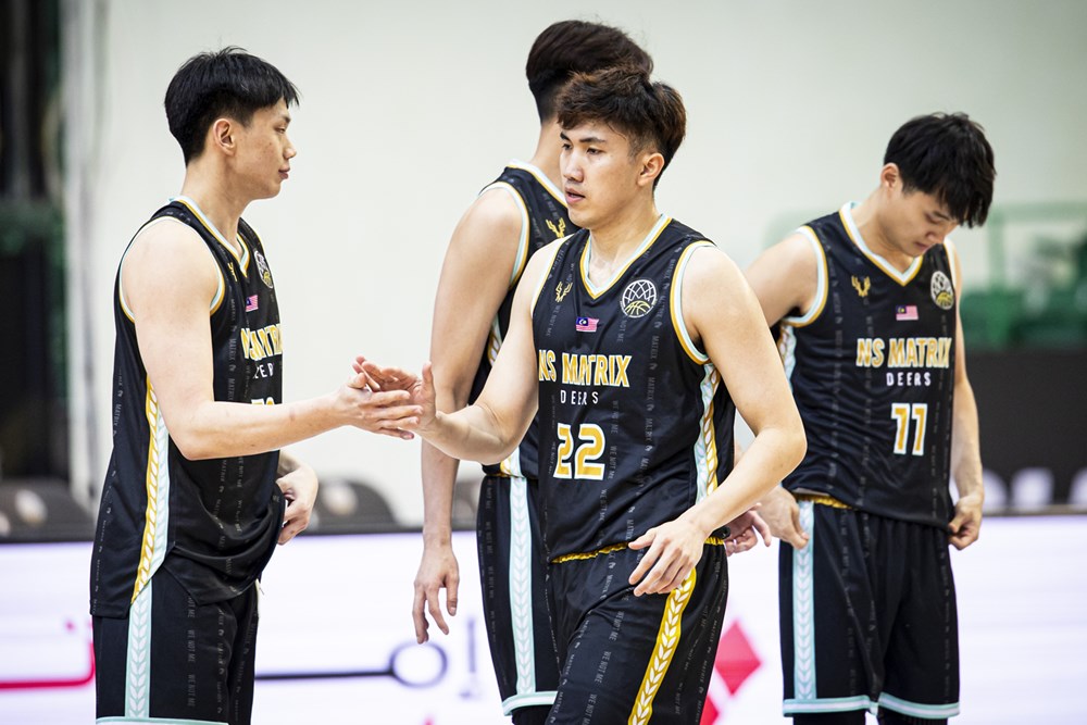 亚冠篮球联赛| 亚冠首秀出师不利 森金群利不言弃争“生机”