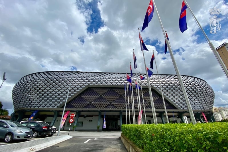 亚冠篮球联赛| 场上敌对千里迢迢赴迪拜挺对手  柔南虎向森金群利学习