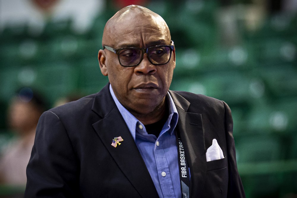 亚冠篮球联赛| 最终7.2秒未喊暂停  森金群利细节定成败